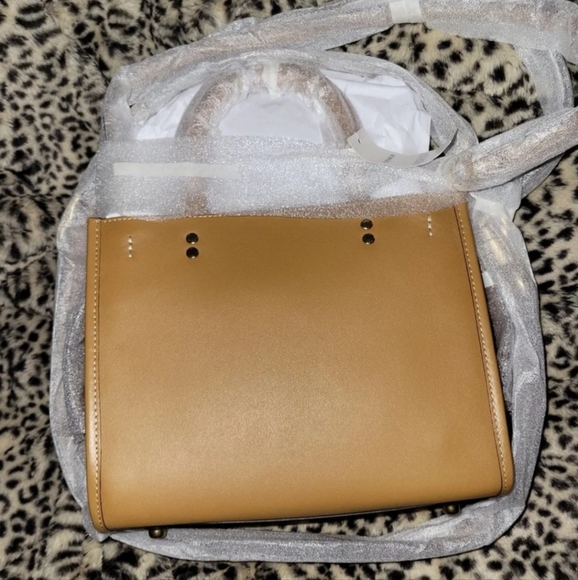 Rogue & Tom Wesselmann NWT - Picture 6 of 7